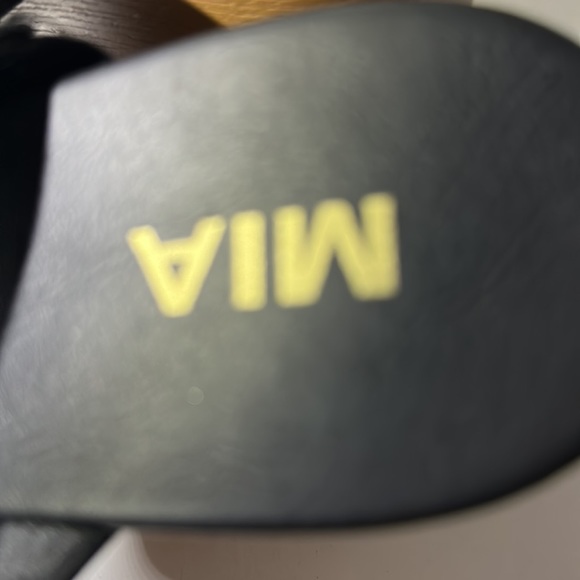 Black tortoise buckle wedges - Picture 3 of 4